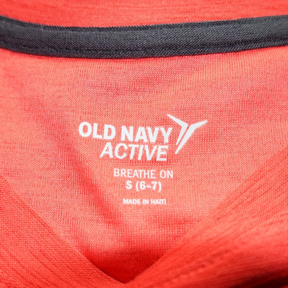 Boys Size Small 6/7 Red Old Navy Active Breathe On Short Sleeve Red Shirt, NWT - Picture 3 of 4